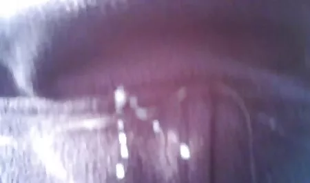 Mười chín năm, già bê thủ xem phim sec me va con dâm trên giường