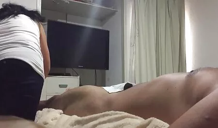 Mọi phim sec meke người đi vào rừng với một người phụ nữ vai rộng trong đó của ông