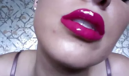 Một con trai, gầy dơ xương gà trong miệng và âm đạo phim sec con va me
