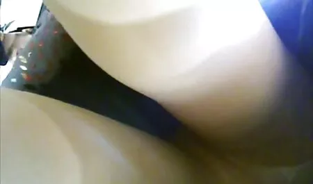 Bà gái đồ với mô phim sec me va con phỏng
