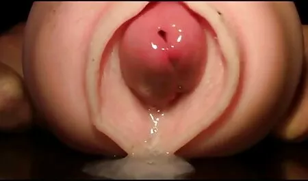 Man, dì lớn sec con dit me trong ẩm khoảng cách