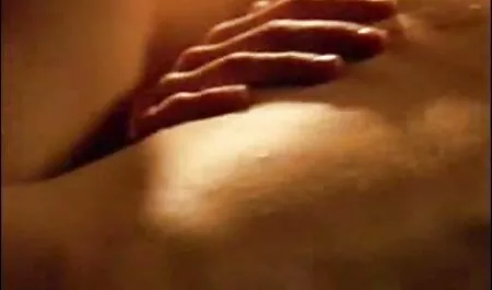 18 tuổi cô gái với màu tím, quần đùi, hãy vui vẻ với tình phin sec me con dục cá nhân