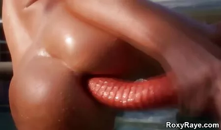 Cô gái tóc vàng phim sec dit me vo cho một thổi kèn và làm tình với hahale