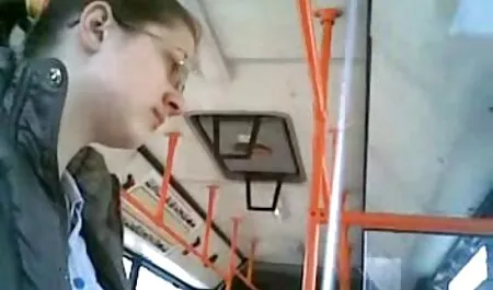 Xăm đẹp cọ xát thân thể chống lại các Bầu phimsec me ke con chong và đưa ra âm đạo